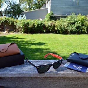 Ray ban wayfarer sunglasses rare print